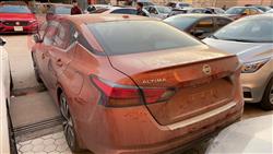 نيسان ألتيما